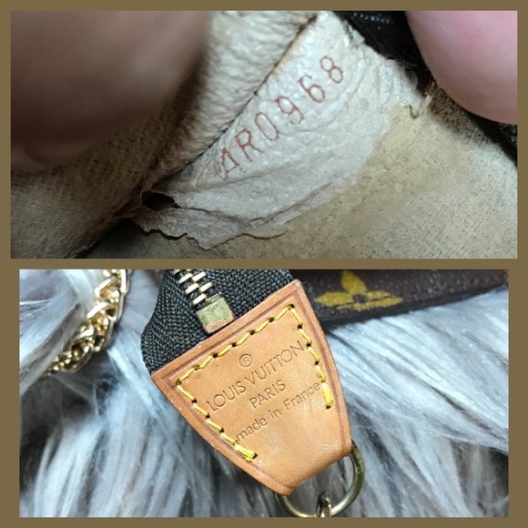 ❌Sold Authentic Louis Vuitton Mini Pouch - Picture 6 of 10